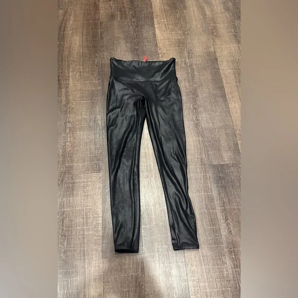 Spanx Faux Leather High Rise Very Black Leggings Size Large - Picture 1 of 8